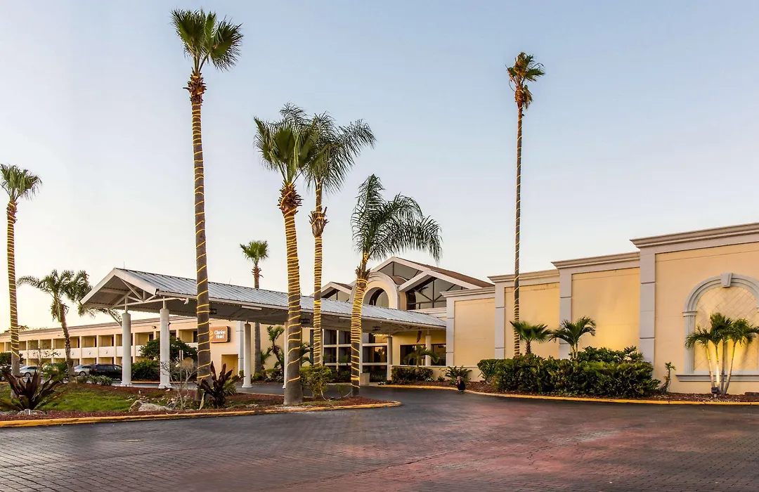 Clarion Hotel Orlando International Airport-1