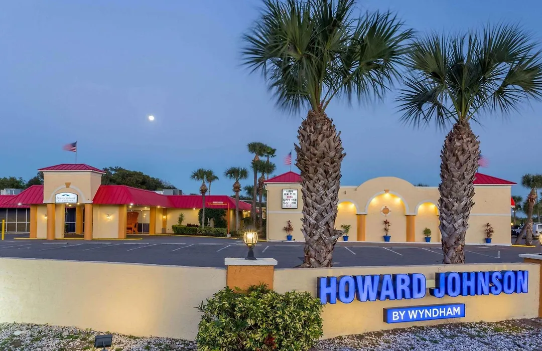 Howard Johnson By Wyndham Lakeland-1