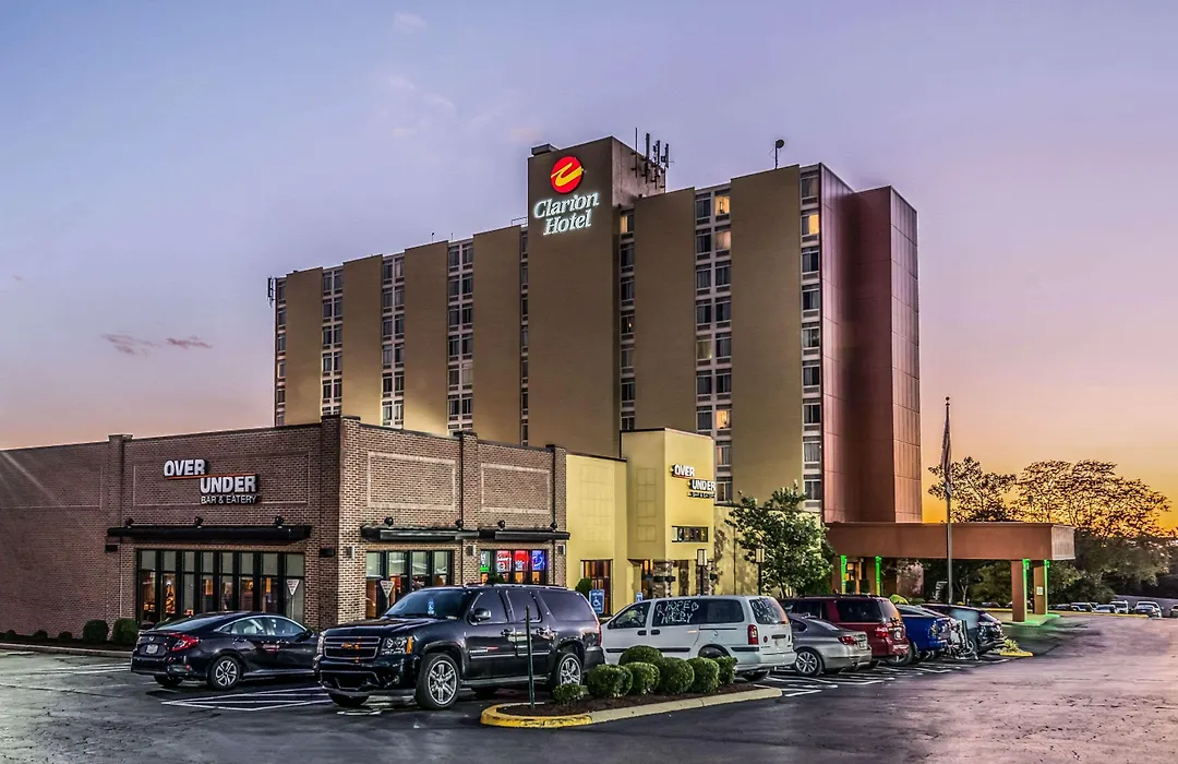 Clarion Hotel Cincinnati North-1