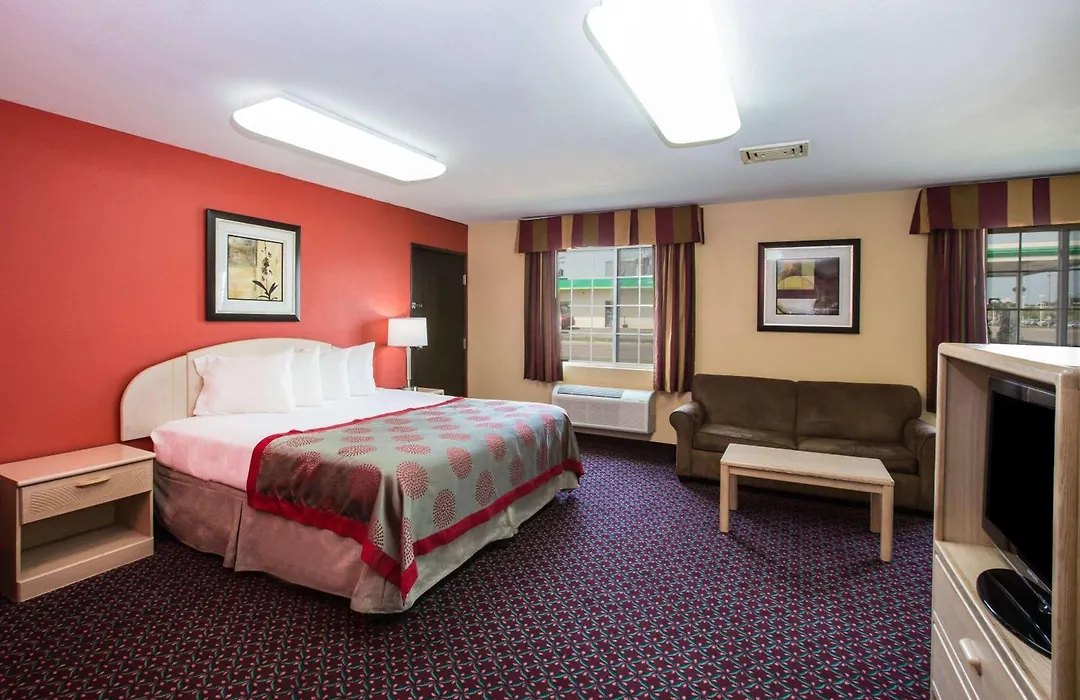 Ramada By Wyndham Sioux Falls-1