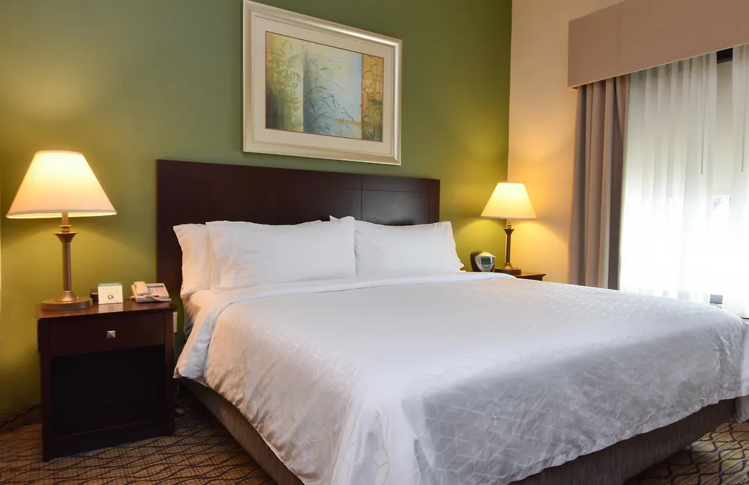 Holiday Inn Express And Suites Springfield Medical District By Ihg-1