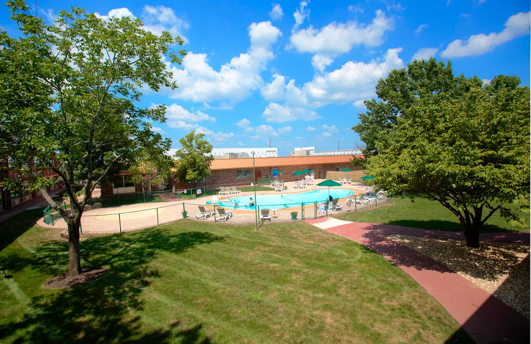 Red Lion Inn & Suites Branson-1