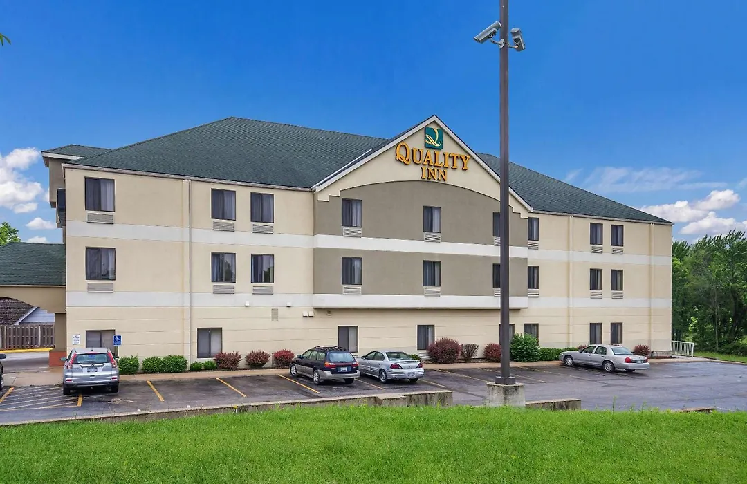 Quality Inn I-70 Near Kansas Speedway-1