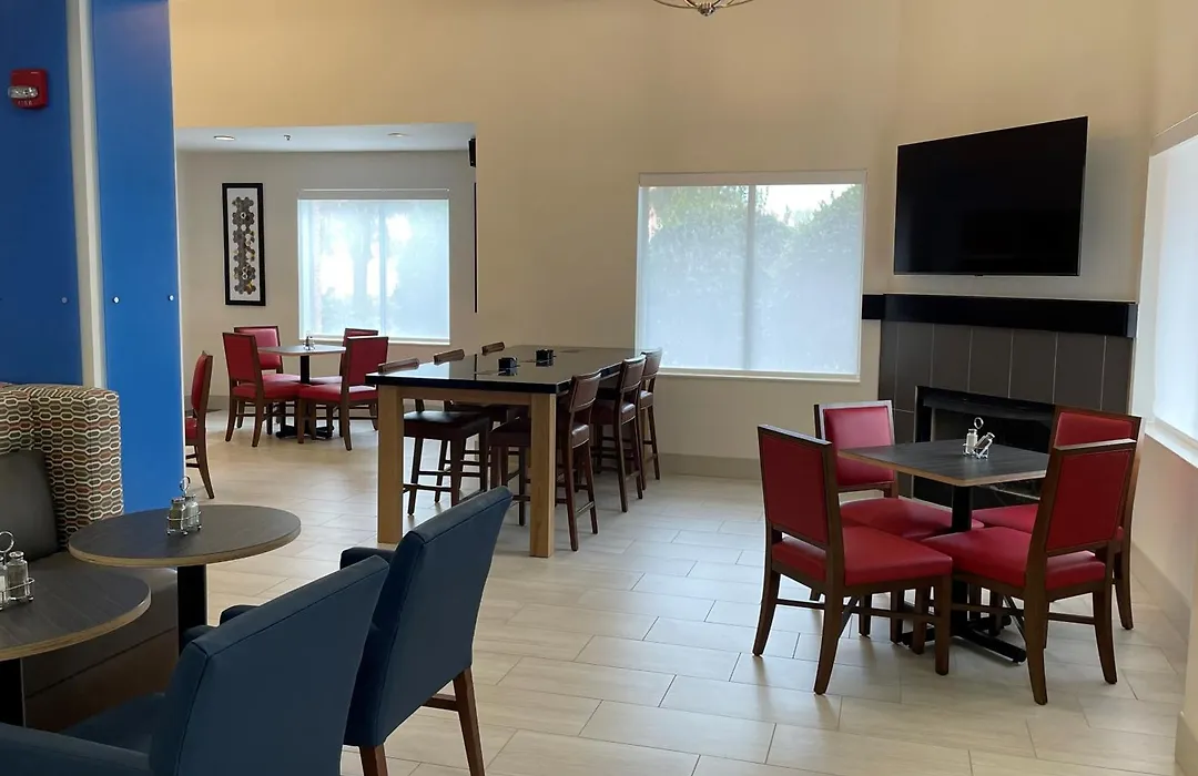 Holiday Inn Express Hotel & Suites Bluffton At Hilton Head Area By Ihg-1
