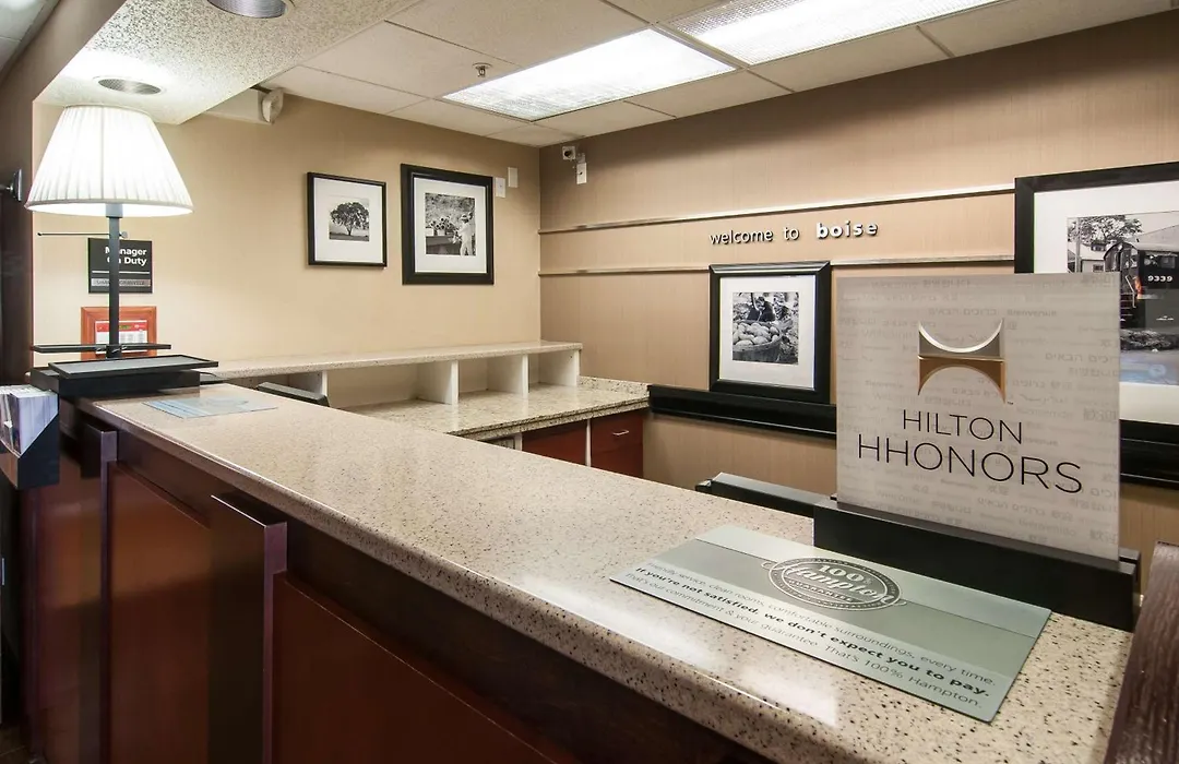 Hampton Inn Boise - Airport-1
