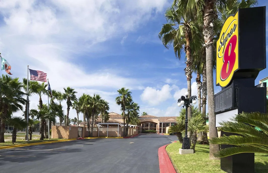 Super 8 By Wyndham South Padre Island-1