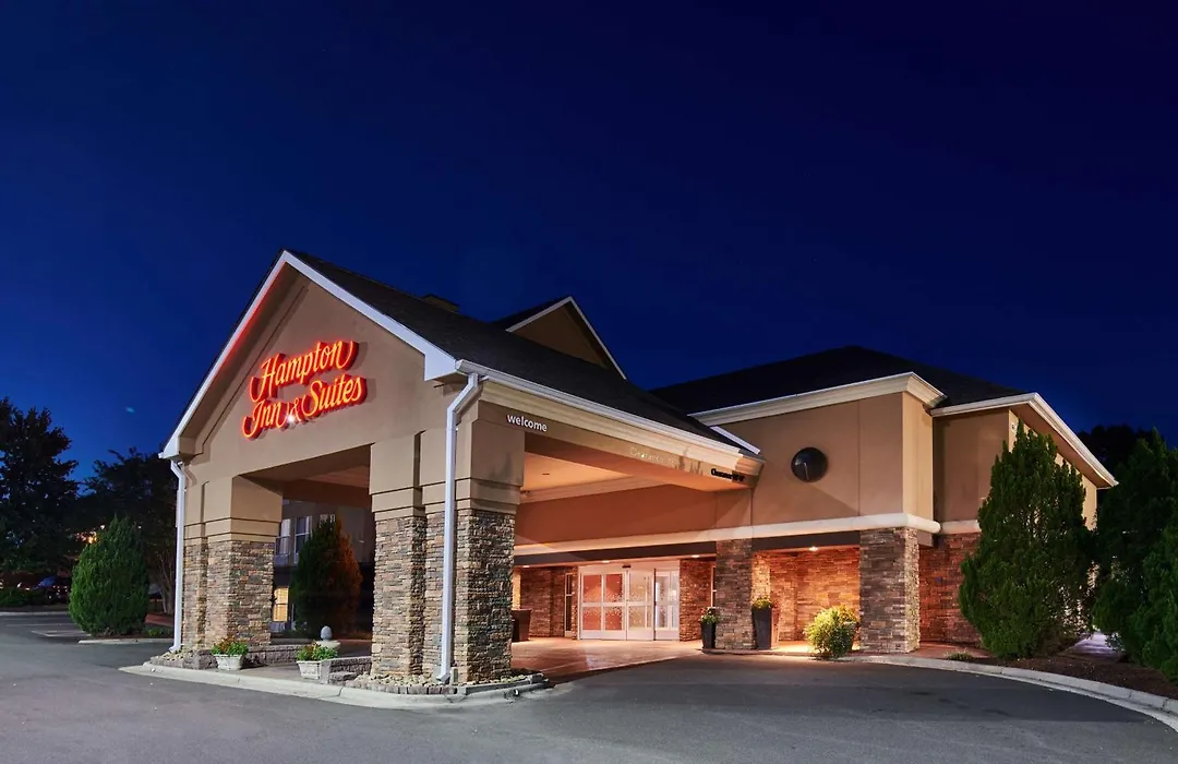 Hampton Inn & Suites Chapel Hill/Durham-1