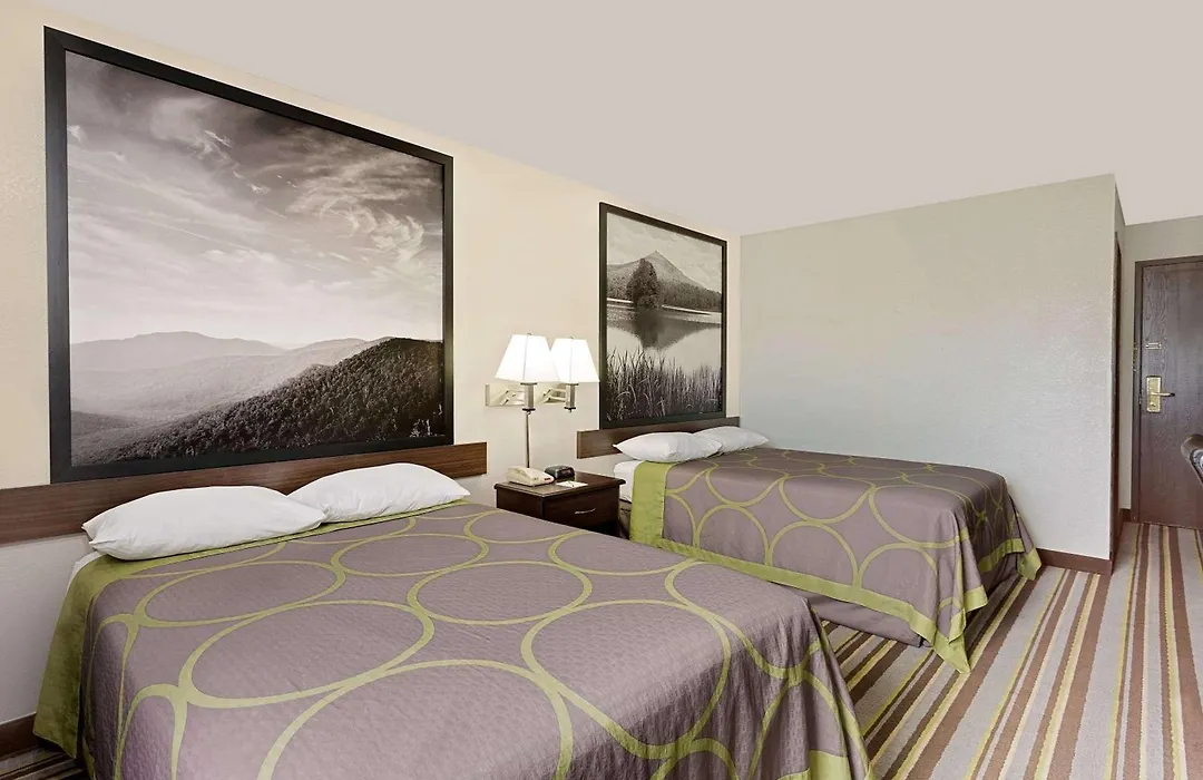 Super 8 By Wyndham Waynesboro-1