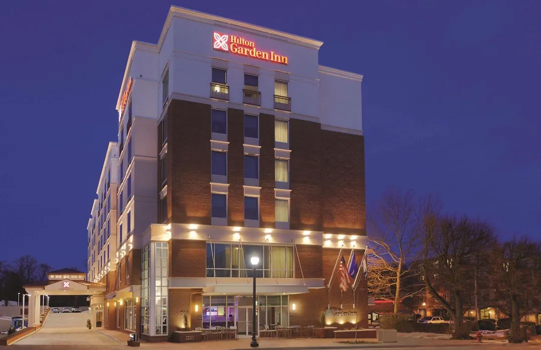 Hilton Garden Inn Falls Church-1
