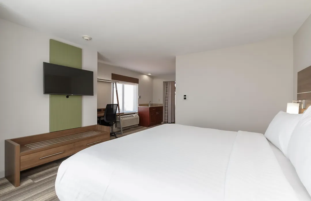 Holiday Inn Express & Suites - South Bend - Notre Dame Univ.-1