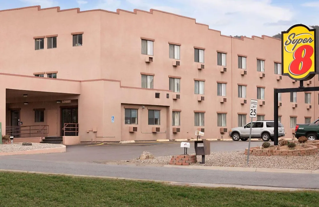 Super 8 By Wyndham Durango-1