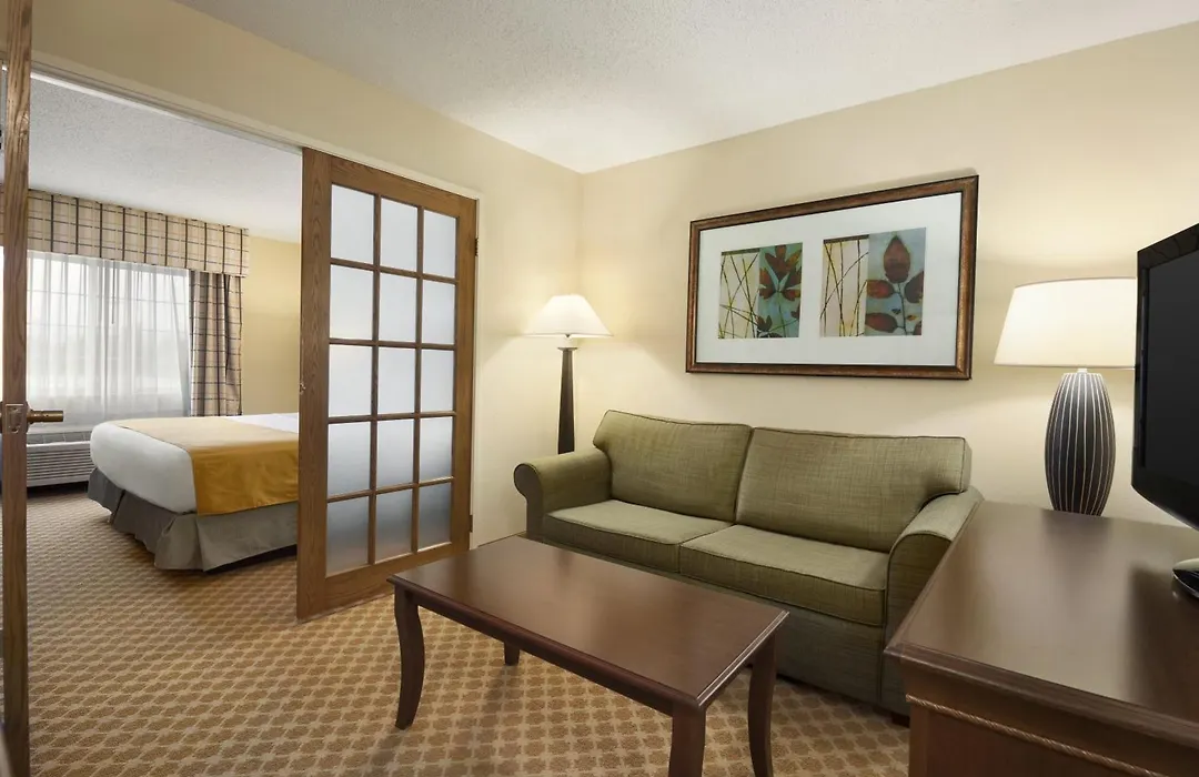 Country Inn & Suites By Radisson, Owatonna, Mn-1