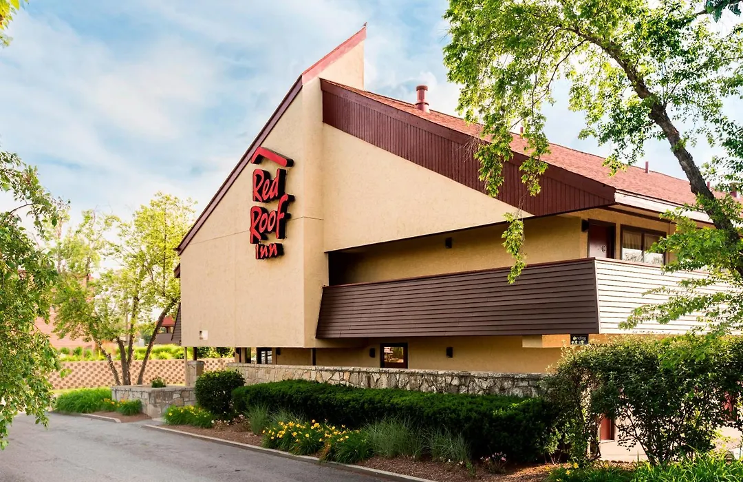 Red Roof Inn Rockford East - Casino District-1