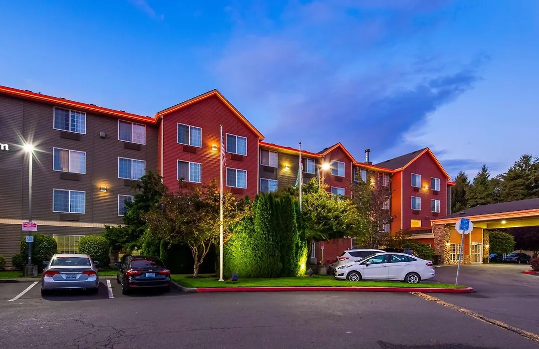 Best Western Plus Vancouver Mall Drive-1