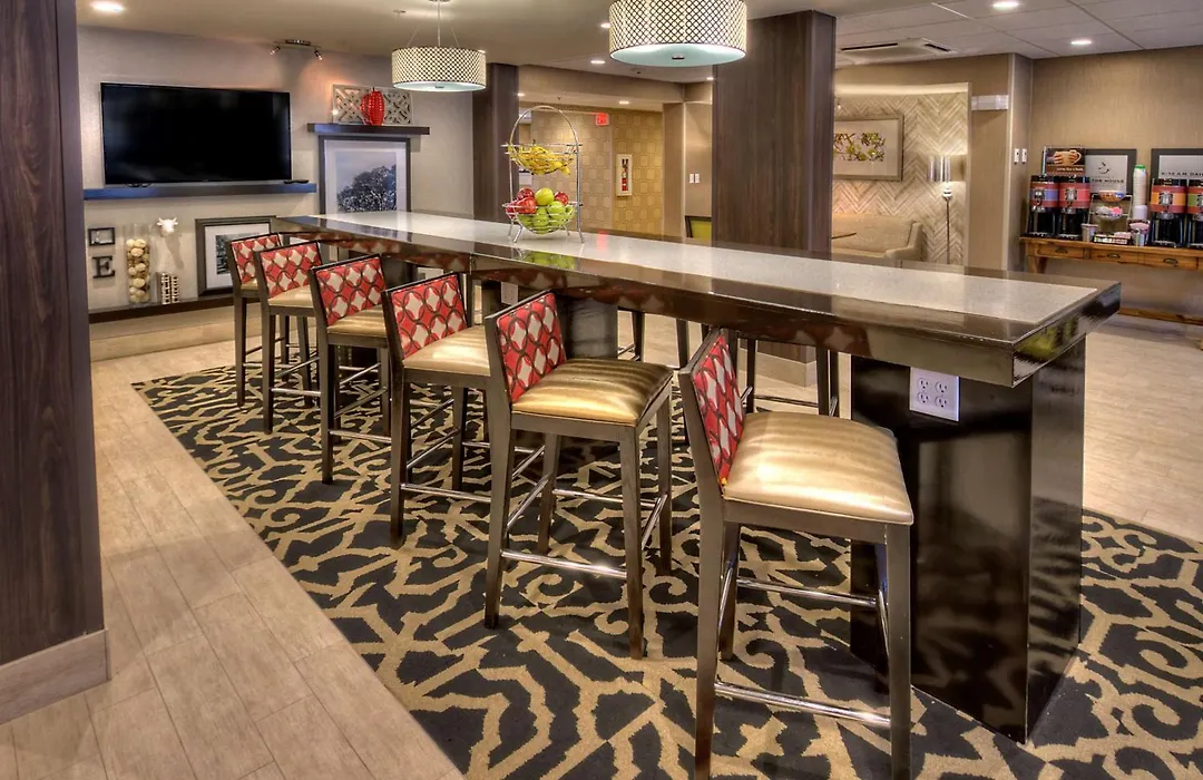 Hampton Inn Cookeville-1