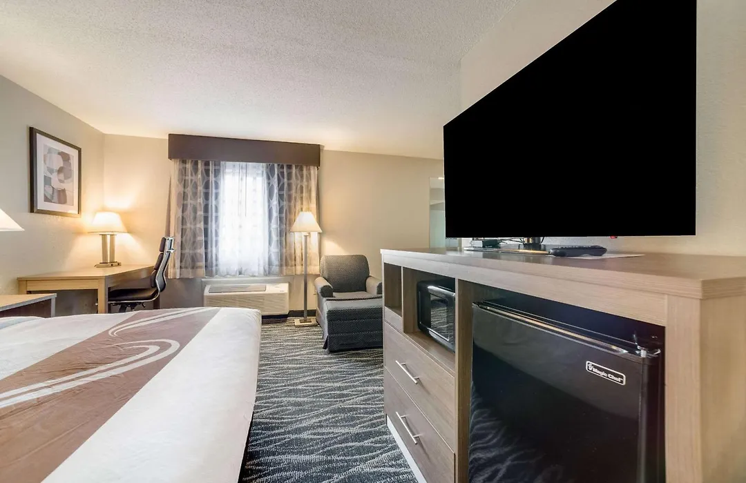Quality Inn Effingham North-1
