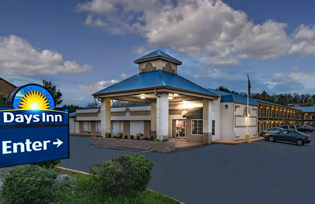 Days Inn By Wyndham Cookeville-1