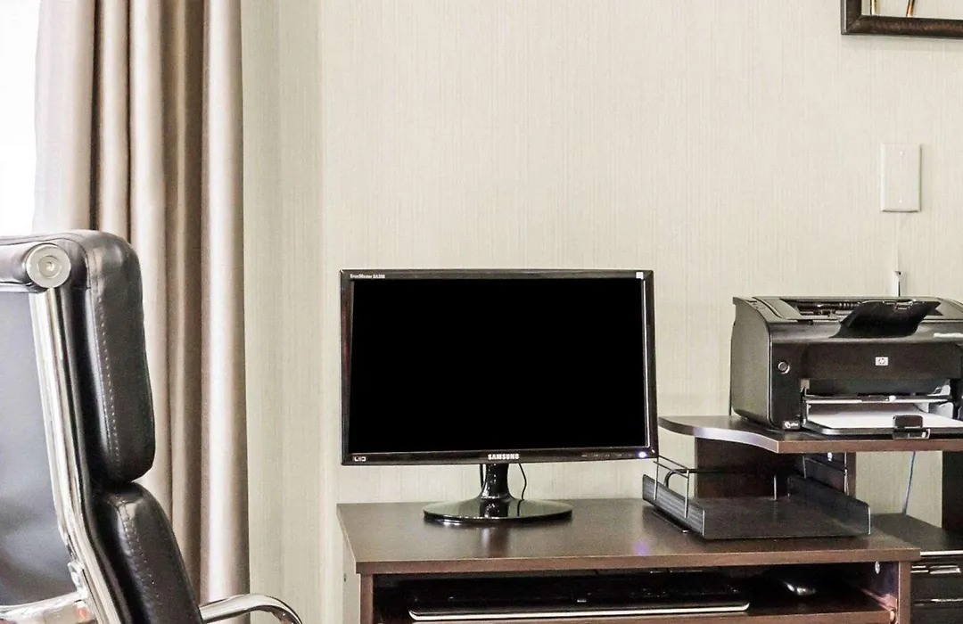 Quality Suites Memphis/ Wolfchase Galleria-1