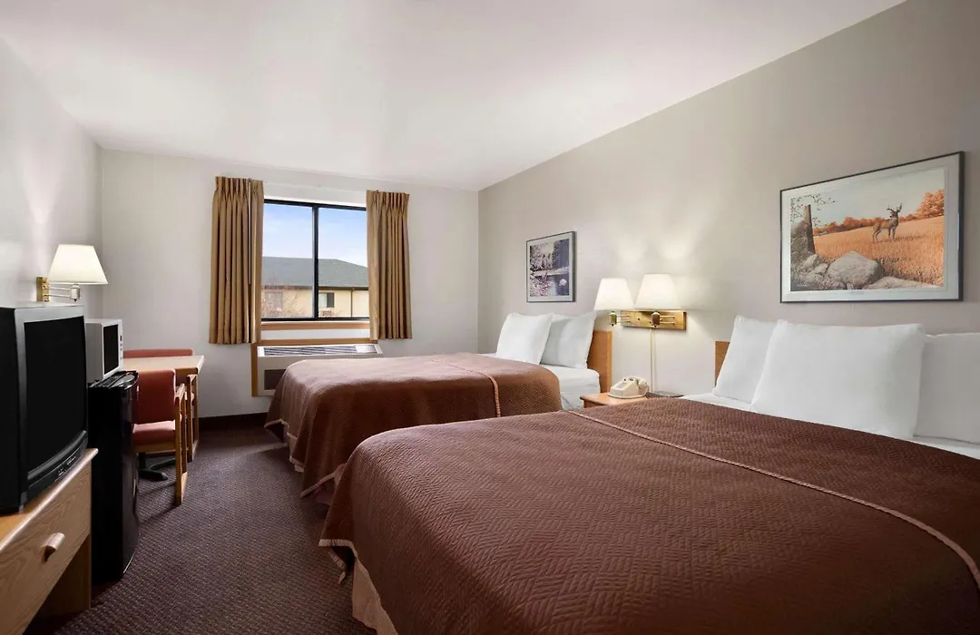 Travelodge By Wyndham Elko Nv-1
