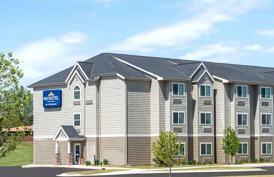 Microtel Inn & Suites By Wyndham Dickinson-1
