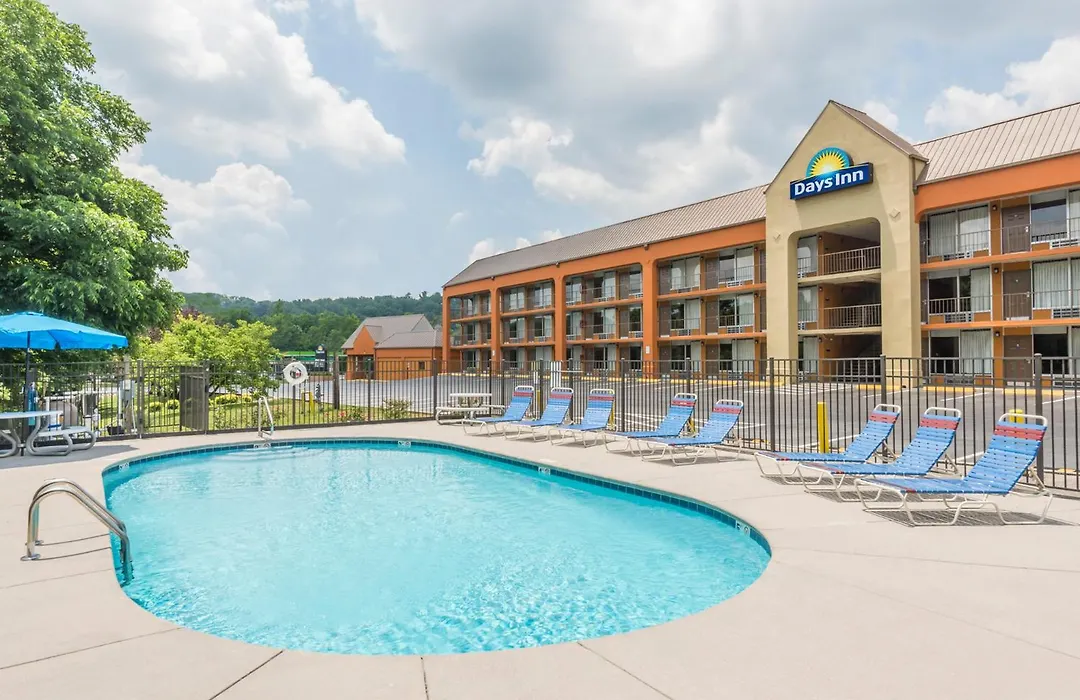 Days Inn By Wyndham Knoxville East-1