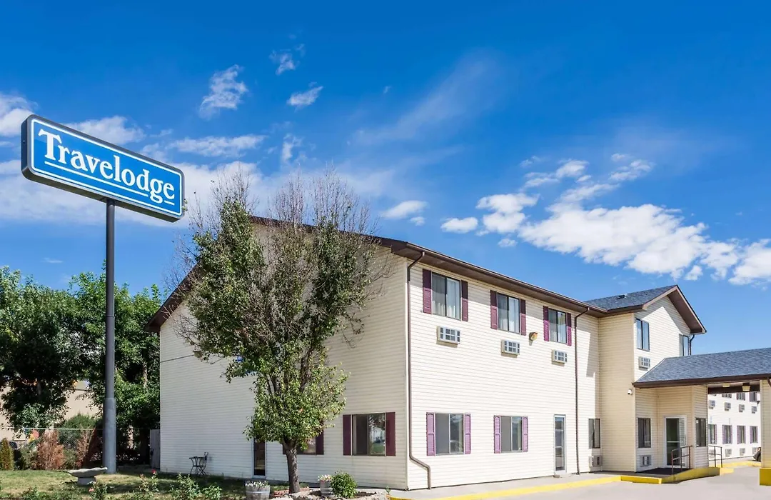 Travelodge By Wyndham Longmont-1