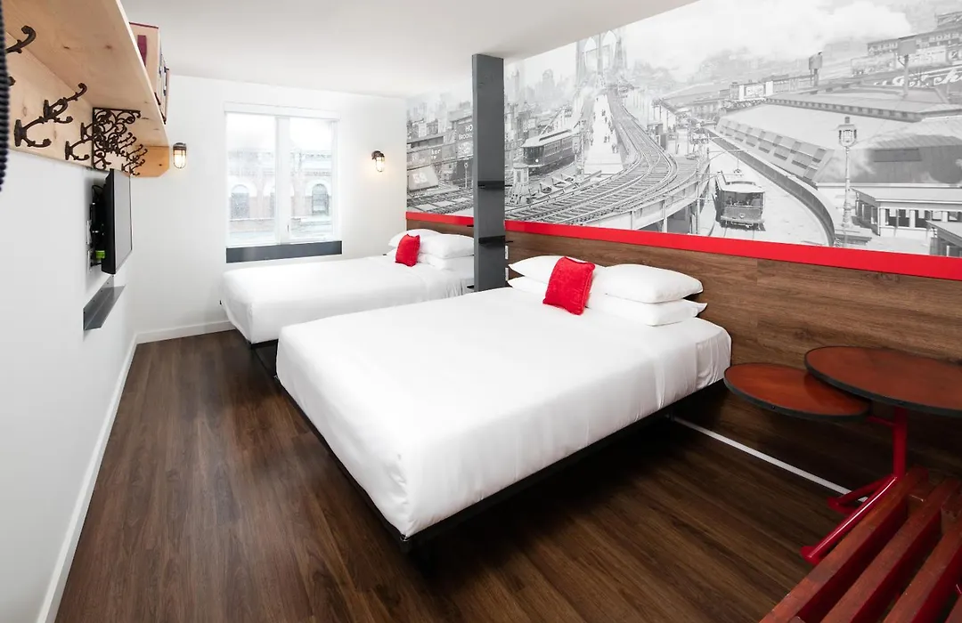 Hotel 1080-1