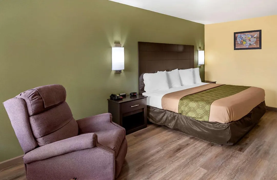 Econo Lodge Easton Route 50-1
