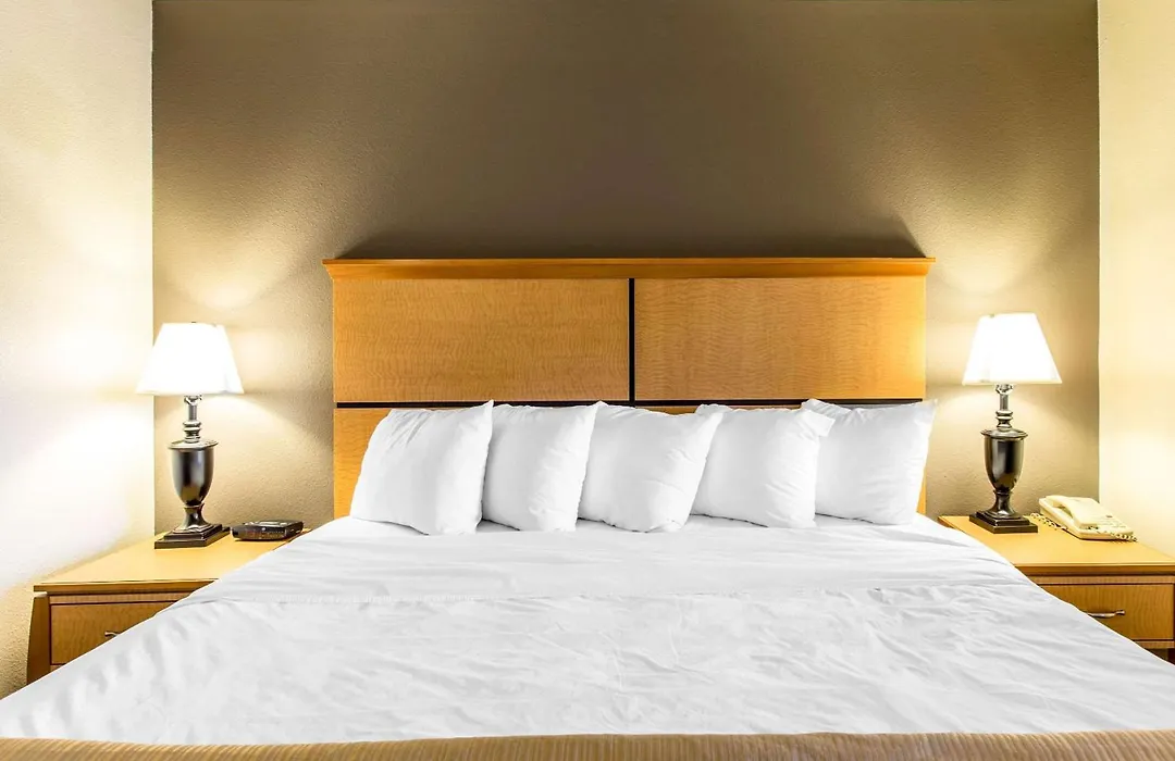Quality Inn And Suites Silverthorne - Copper Mountain-1
