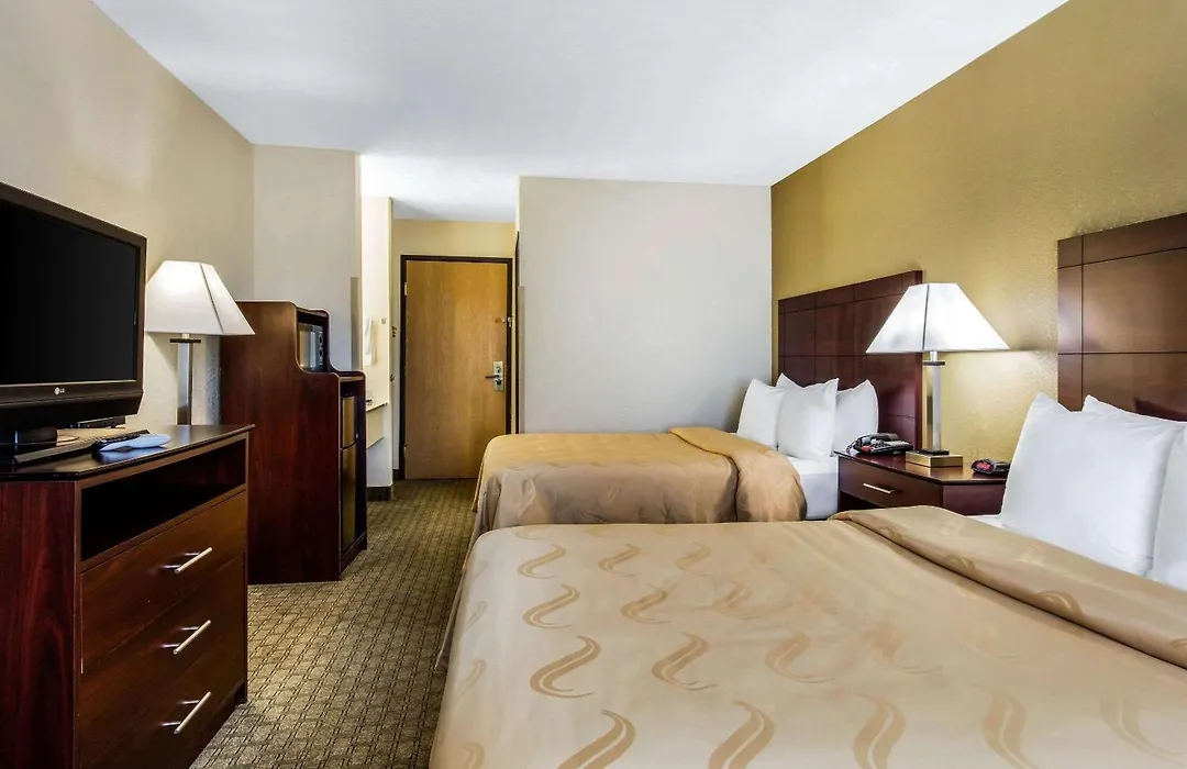 Quality Inn Batesville-1