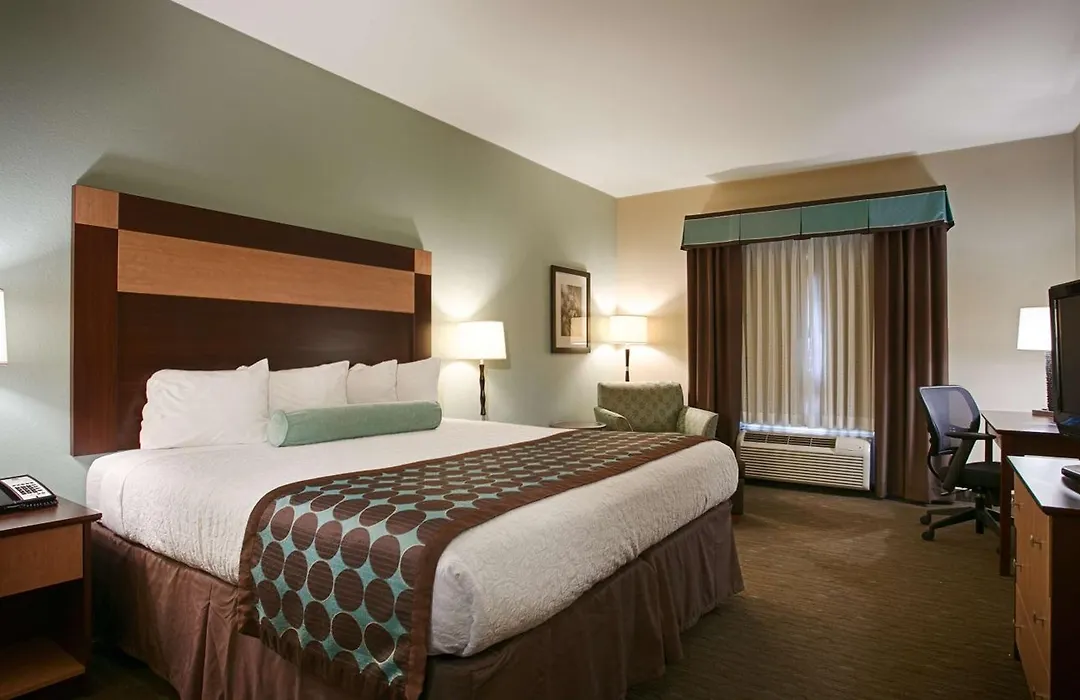 Best Western Plus Texarkana Inn And Suites-1