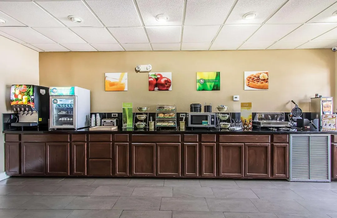 Quality Suites New Iberia-1