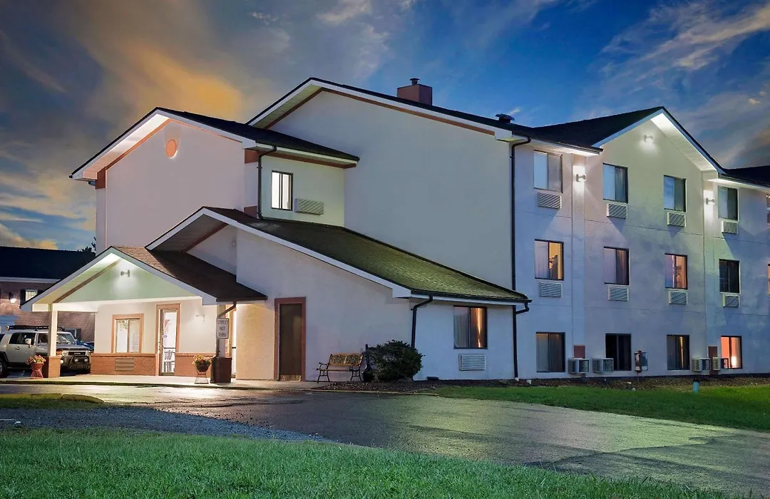 Hillside Inn & Suite-1
