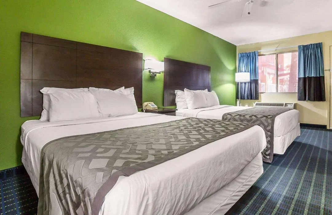 Rodeway Inn & Suites-1