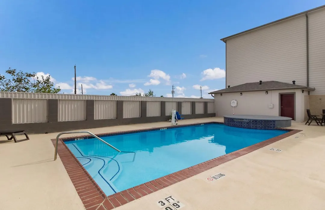 Red Roof Inn Plus + Galveston - Beachfront-1