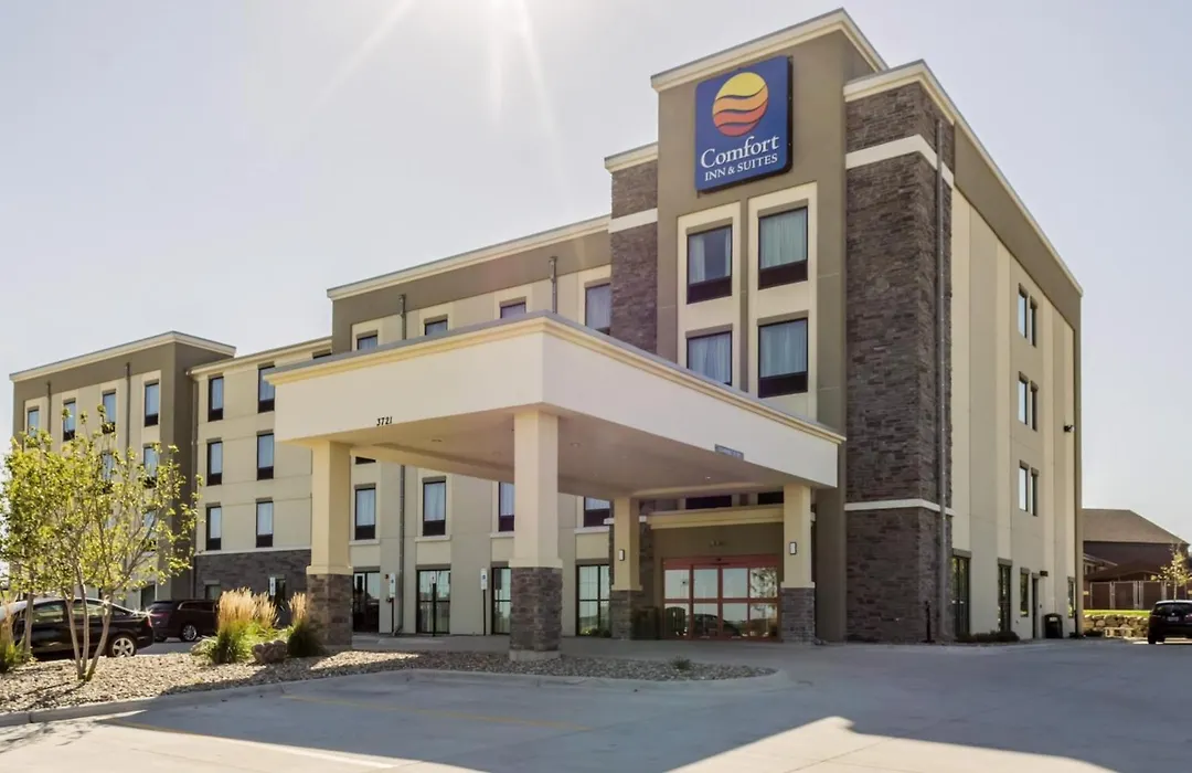 Comfort Inn & Suites Avera Southwest-1