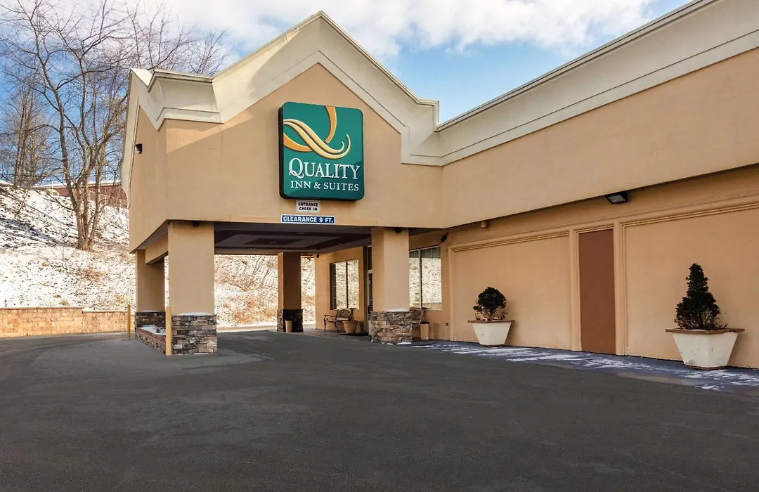 Quality Inn & Suites Indiana South-1