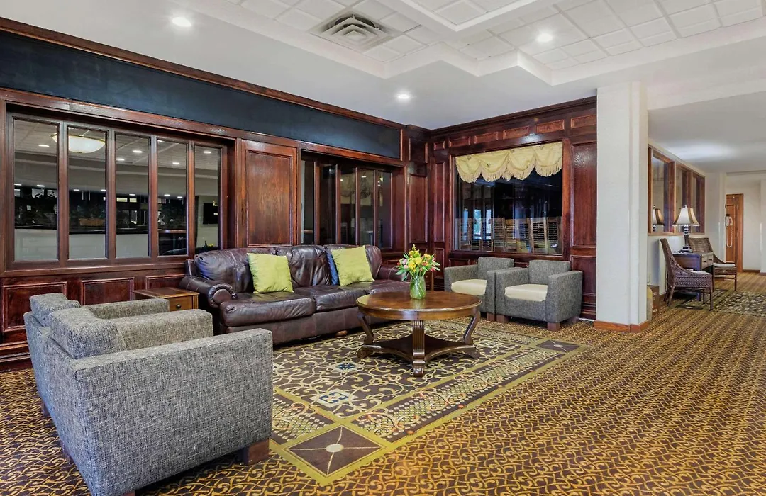 Clarion Hotel And Conference Center Harrisburg West-1