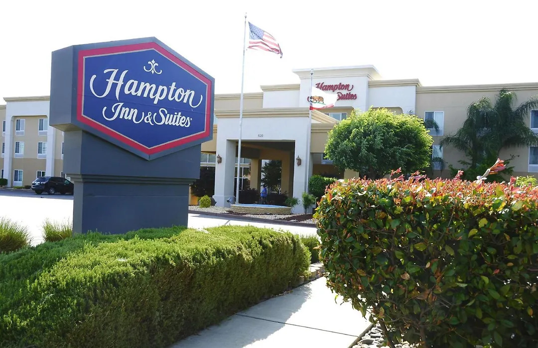 Hampton Inn & Suites Red Bluff-1