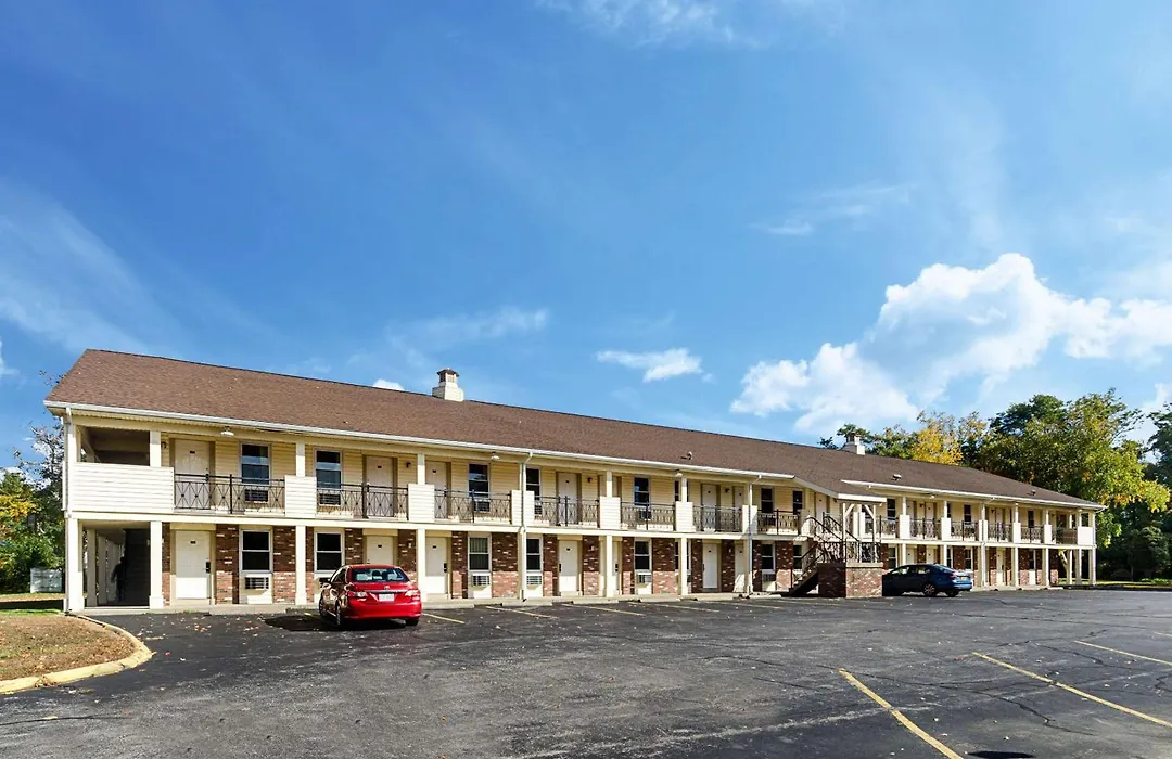 Econo Lodge Sturbridge Route 20-1