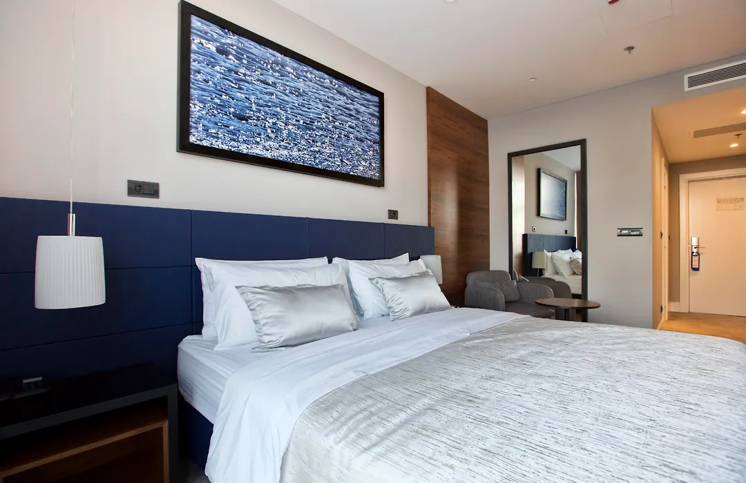 Marvie Hotel & Health-1