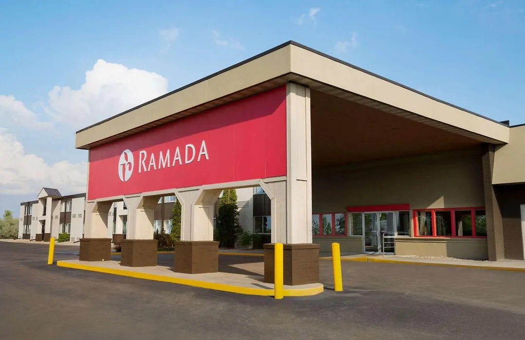 Ramada By Wyndham Bismarck-1