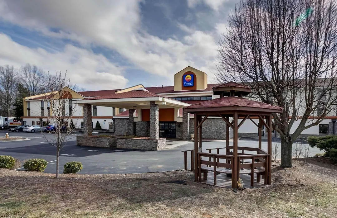 Comfort Inn & Suites Statesville - Mooresville-1