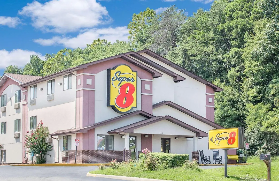 Super 8 By Wyndham Roanoke Va-1