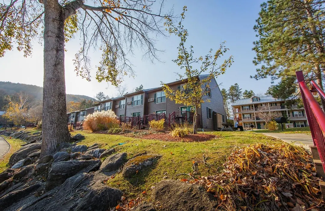 Holiday Inn Club Vacations Oak N Spruce Resort In The Berkshires-1