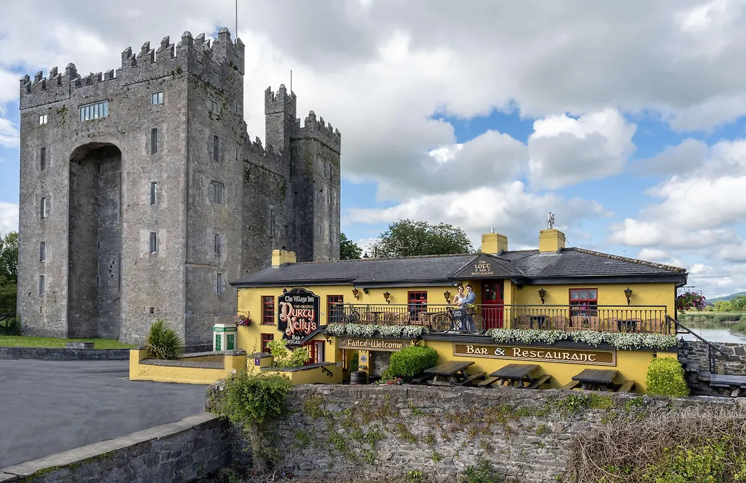 Bunratty Castle Hotel & Leisure Club, BW Premier Collection-1