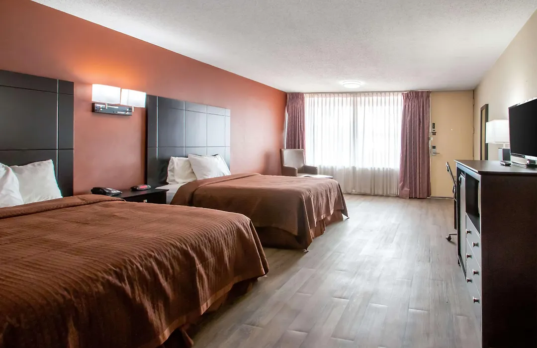 Econo Lodge Elko Downtown Area-1