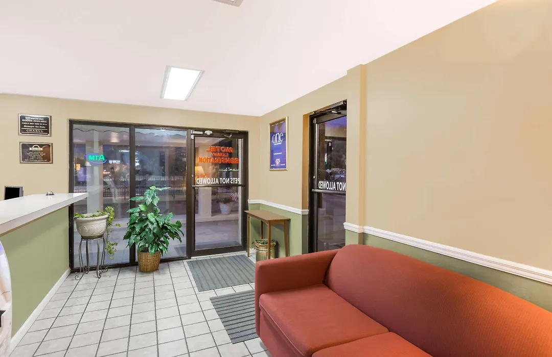 Days Inn By Wyndham Little River-1