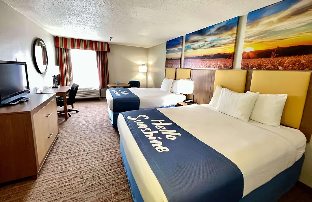 Days Inn By Wyndham Rayne-1