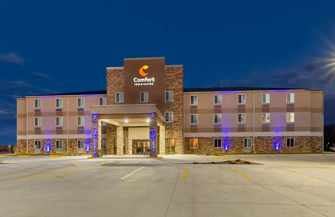 Comfort Inn & Suites Salina North-1